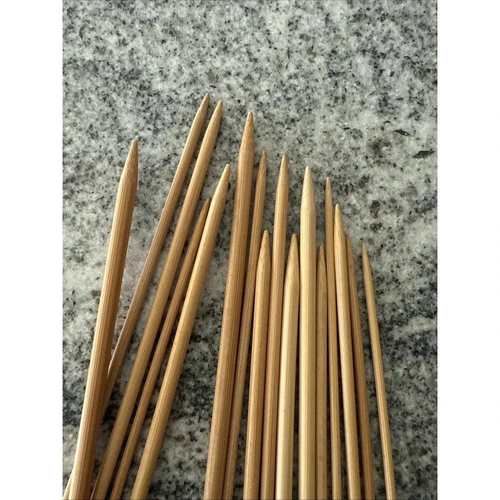 Lot Of 16 Knitting Needles Bamboo‎